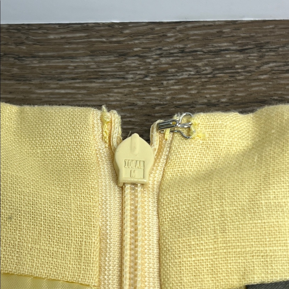 Taylor Yellow Linen Dress Sleeveless Ruffle Trim Shift Fit & Flare Size 6 - Picture 9 of 13